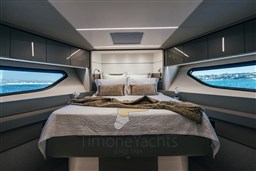 64 Sunseeker_VIP Cab.jpg