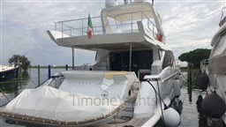 Azimut 66 Flybridge - External view
