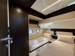 Azimut 66 Fly