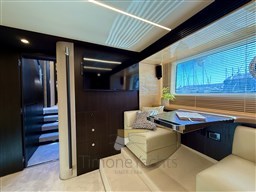 Azimut 66 Fly