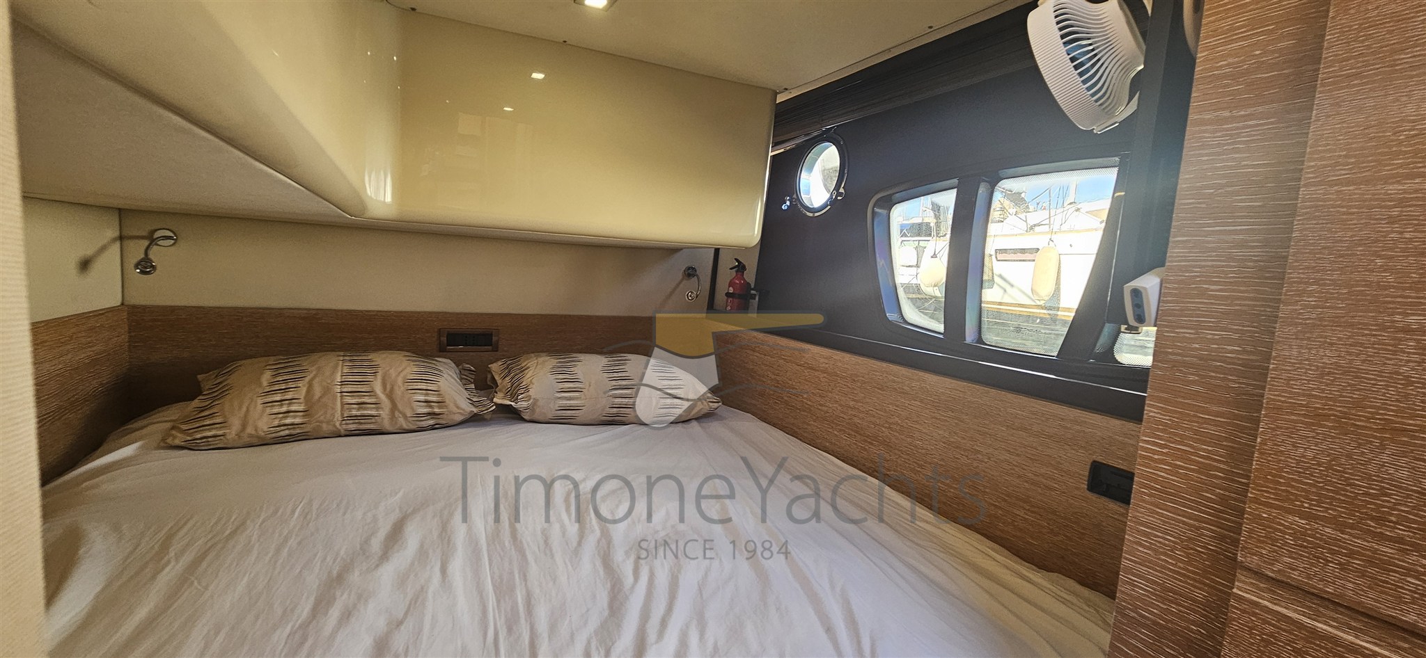 Azimut 47 Fly