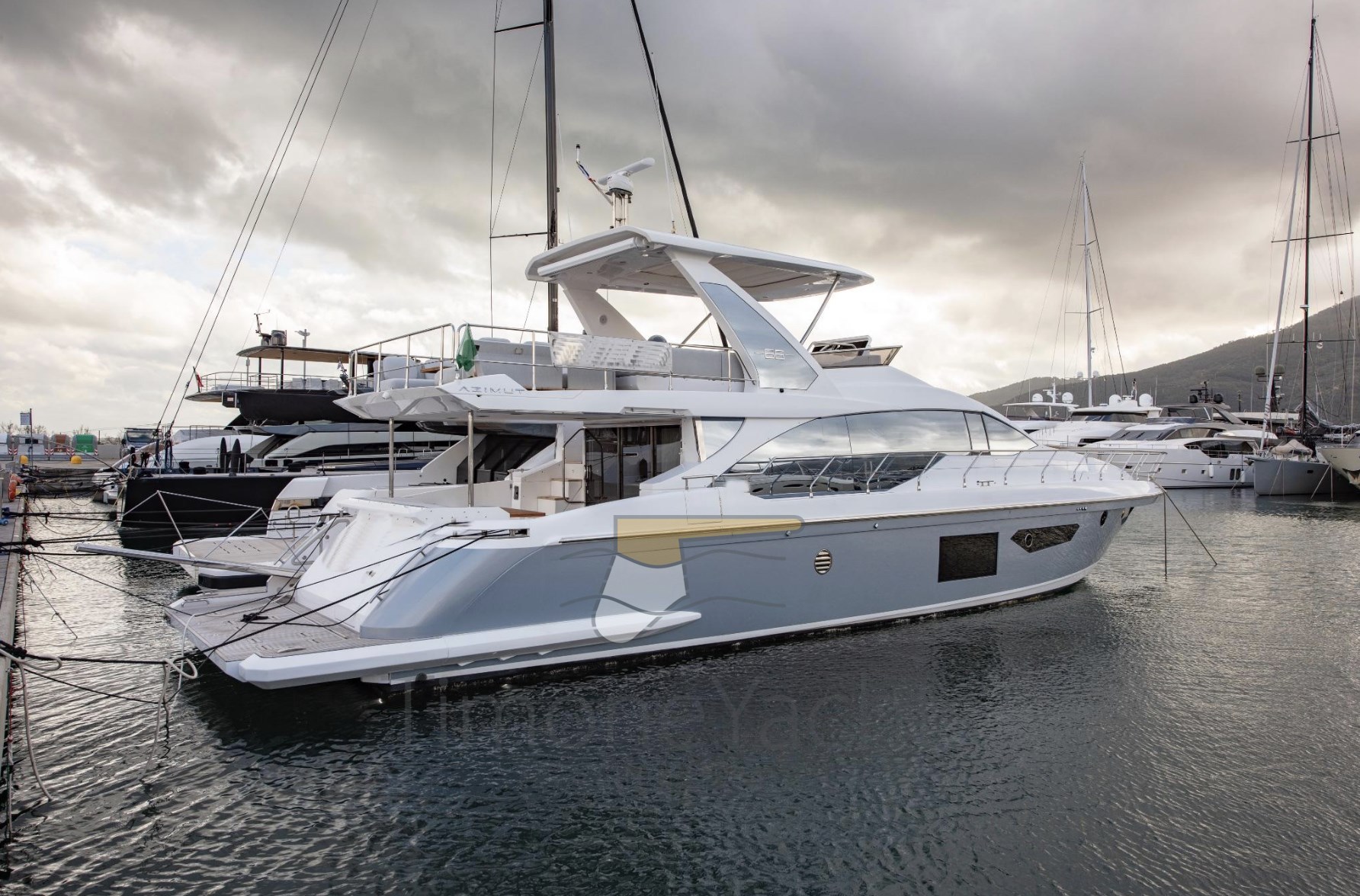 Azimut 66 Flybridge (2021) Timone Yachts