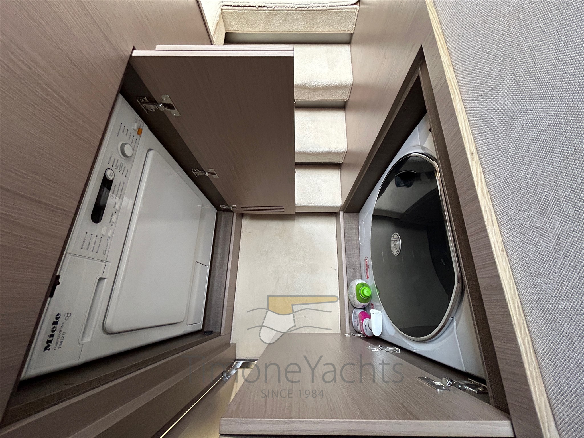 Azimut 66 Flybridge (2021) Timone Yachts