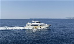 Custom Line Navetta 26 (2012) Timone Yachts