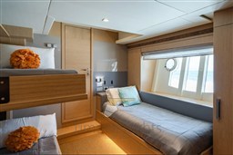 Custom Line Navetta 26 (2012) Timone Yachtsù
