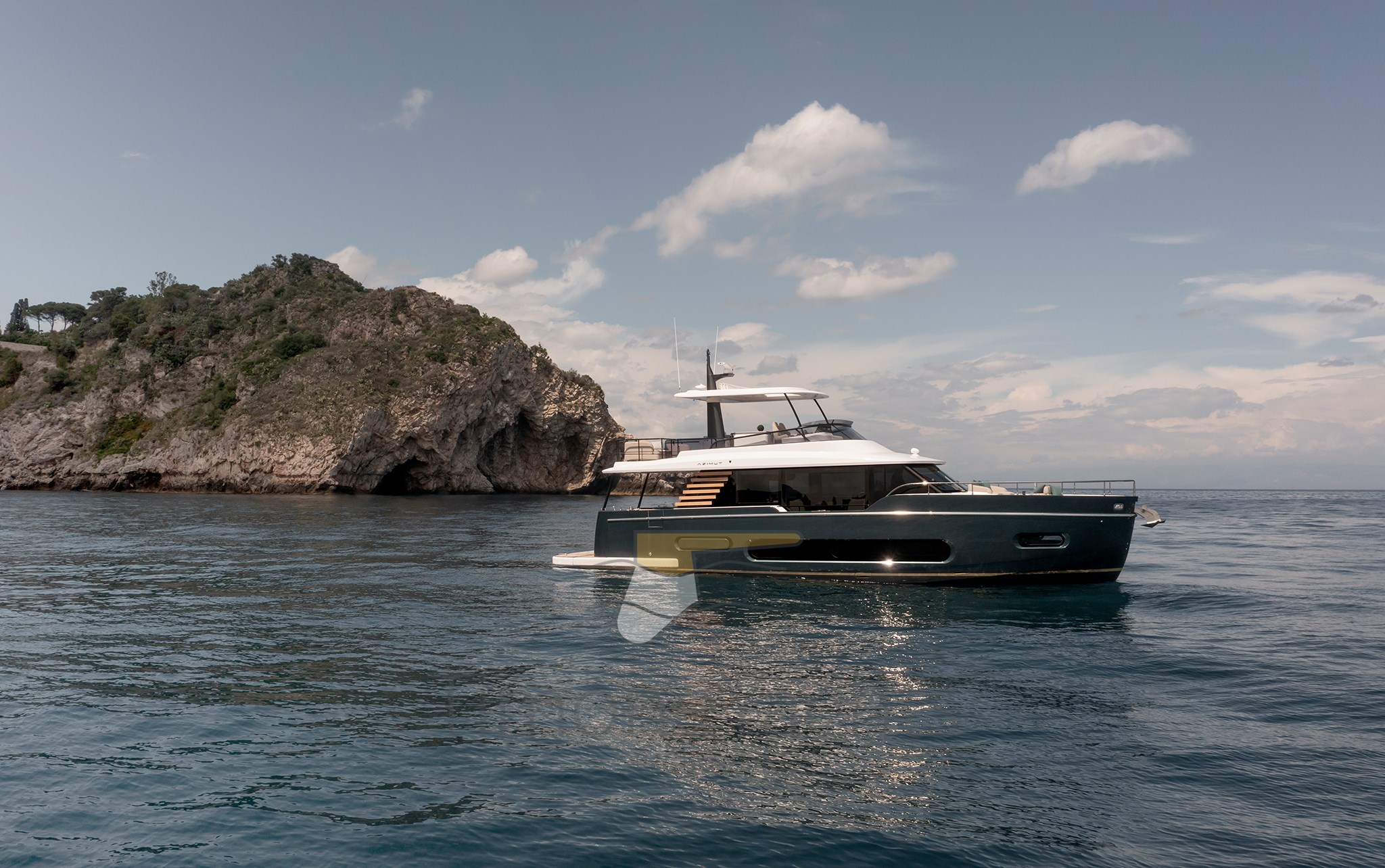 AZIMUT MAGELLANO 60 ESTERNI