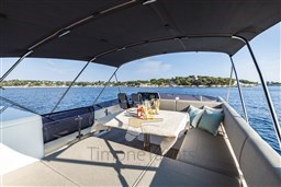 42 Sunseek 74_Fly.jpg