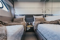 68 Sunseeker_Guest Cab.jpg