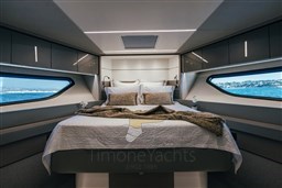 64 Sunseeker_VIP Cab.jpg