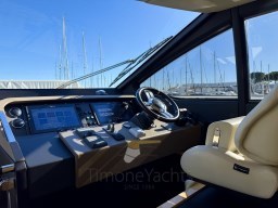 Azimut 66 Fly