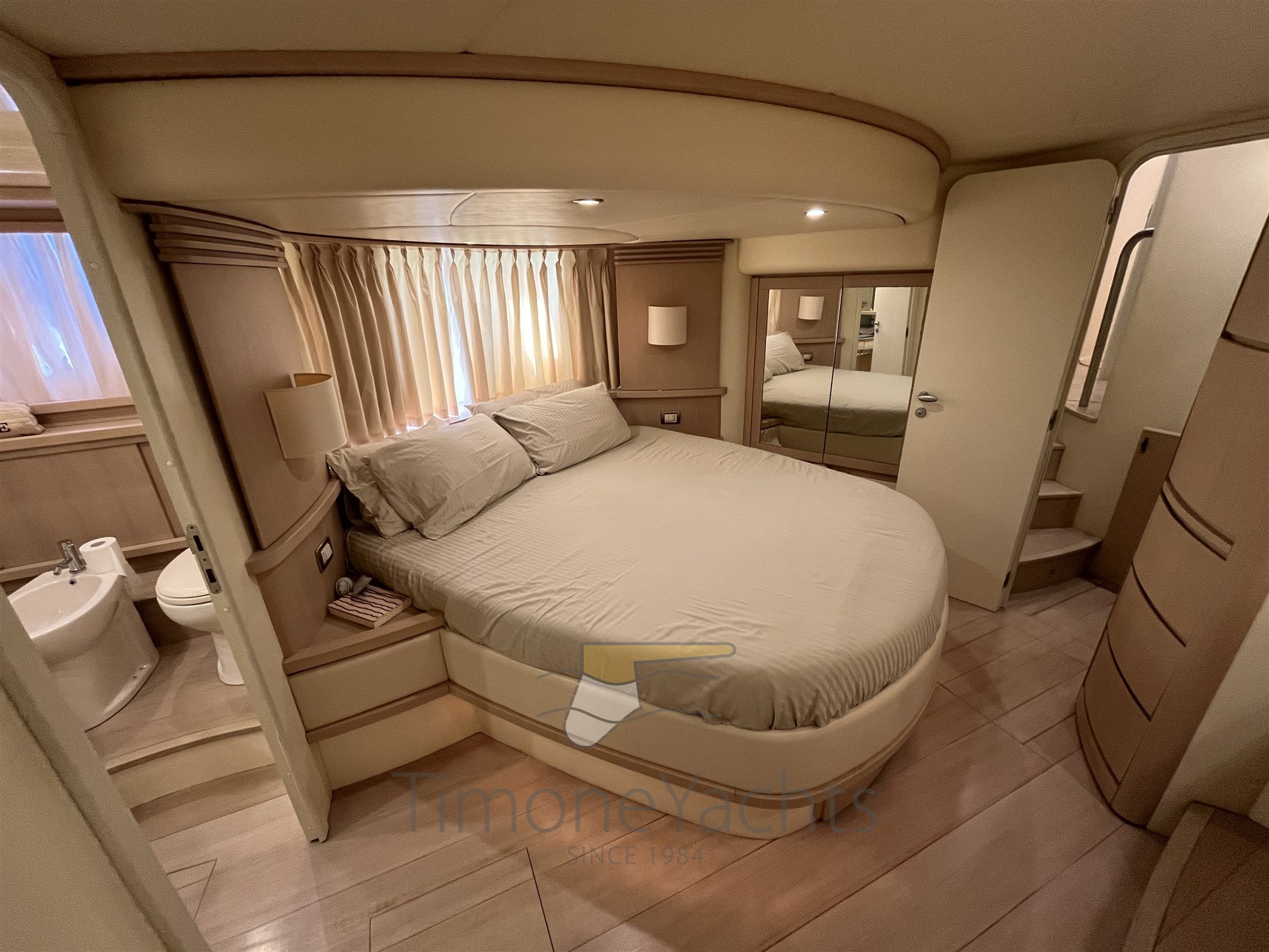 Azimut 62 fly