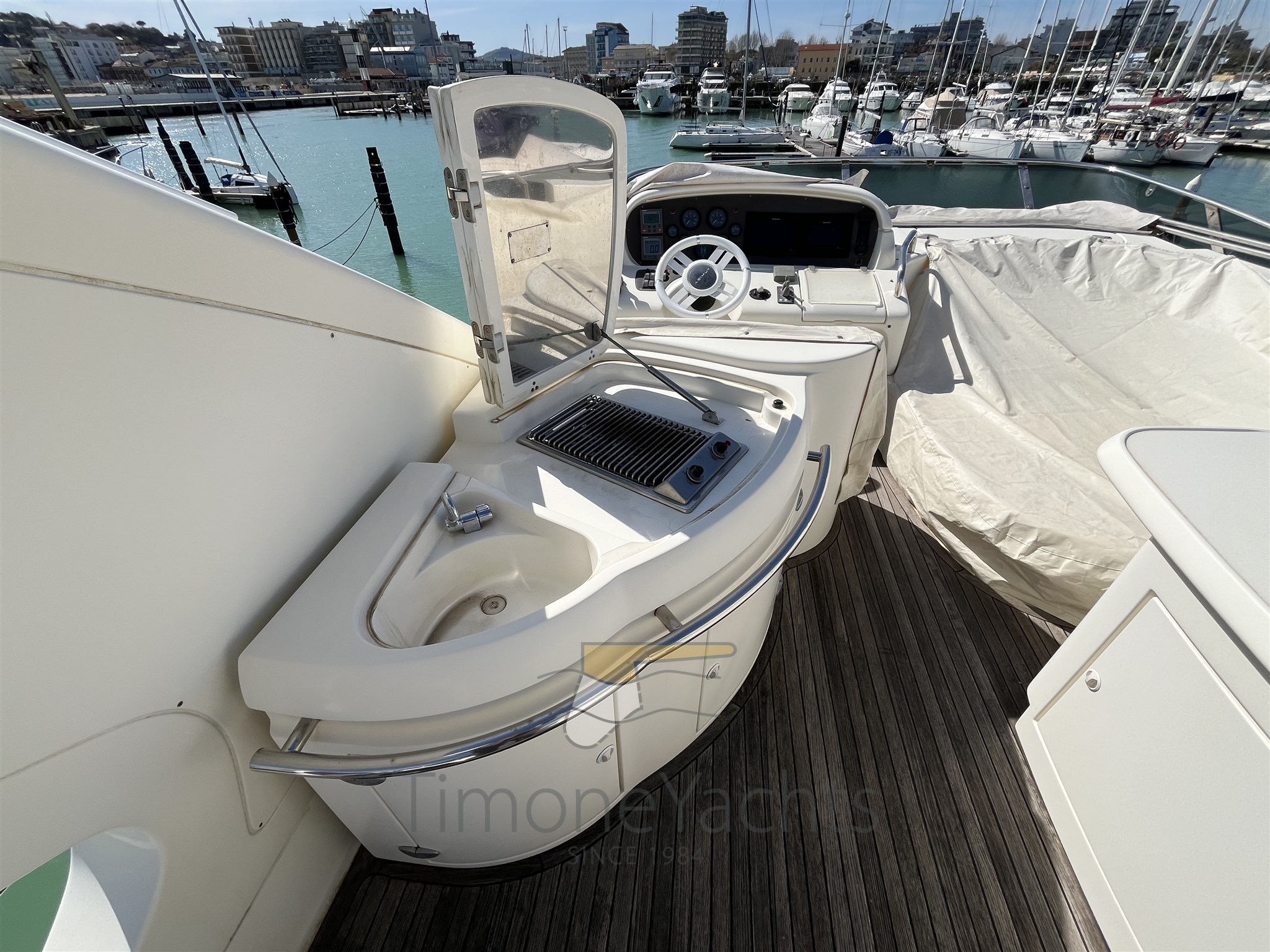 Azimut 62 fly