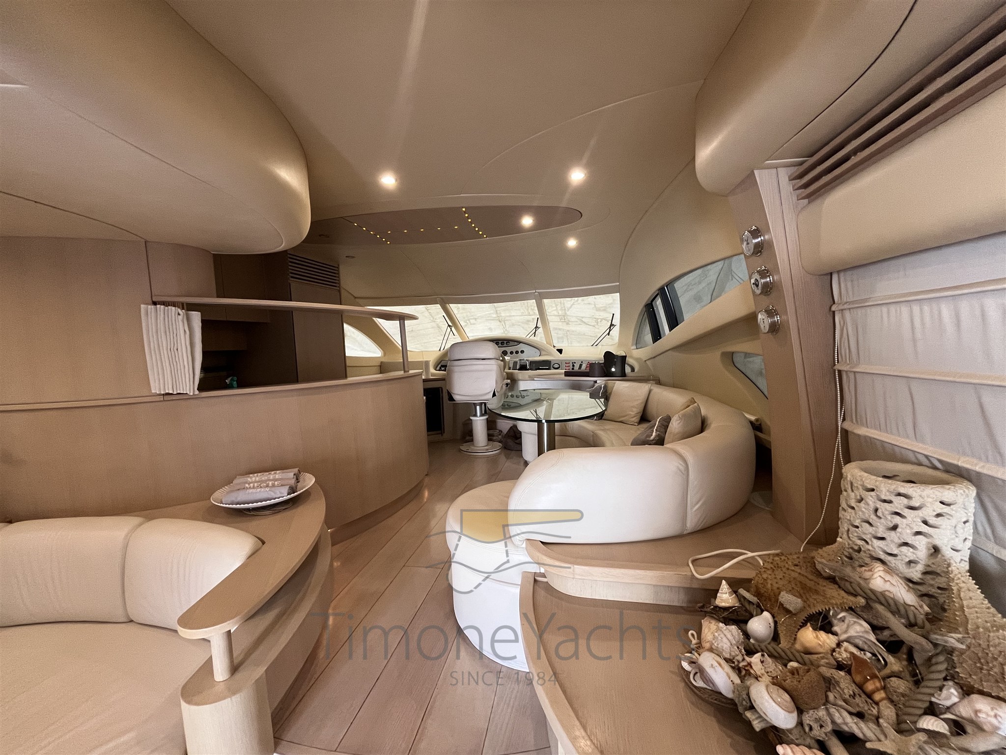 Azimut 62 fly