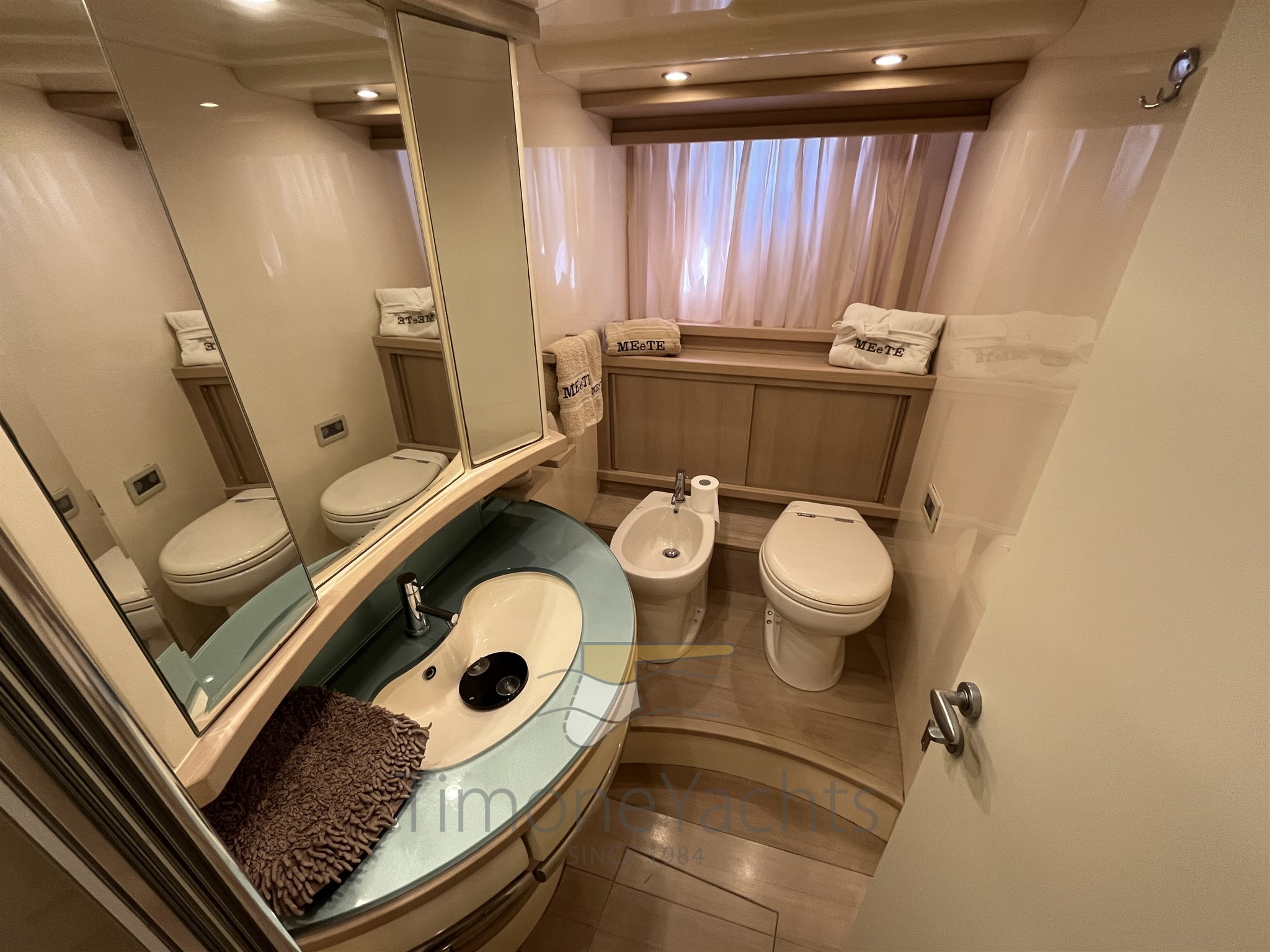 Azimut 62 fly