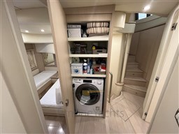 Azimut 62 fly