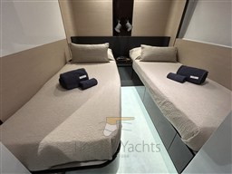 Azimut S10ù