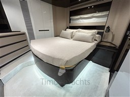 Azimut S10