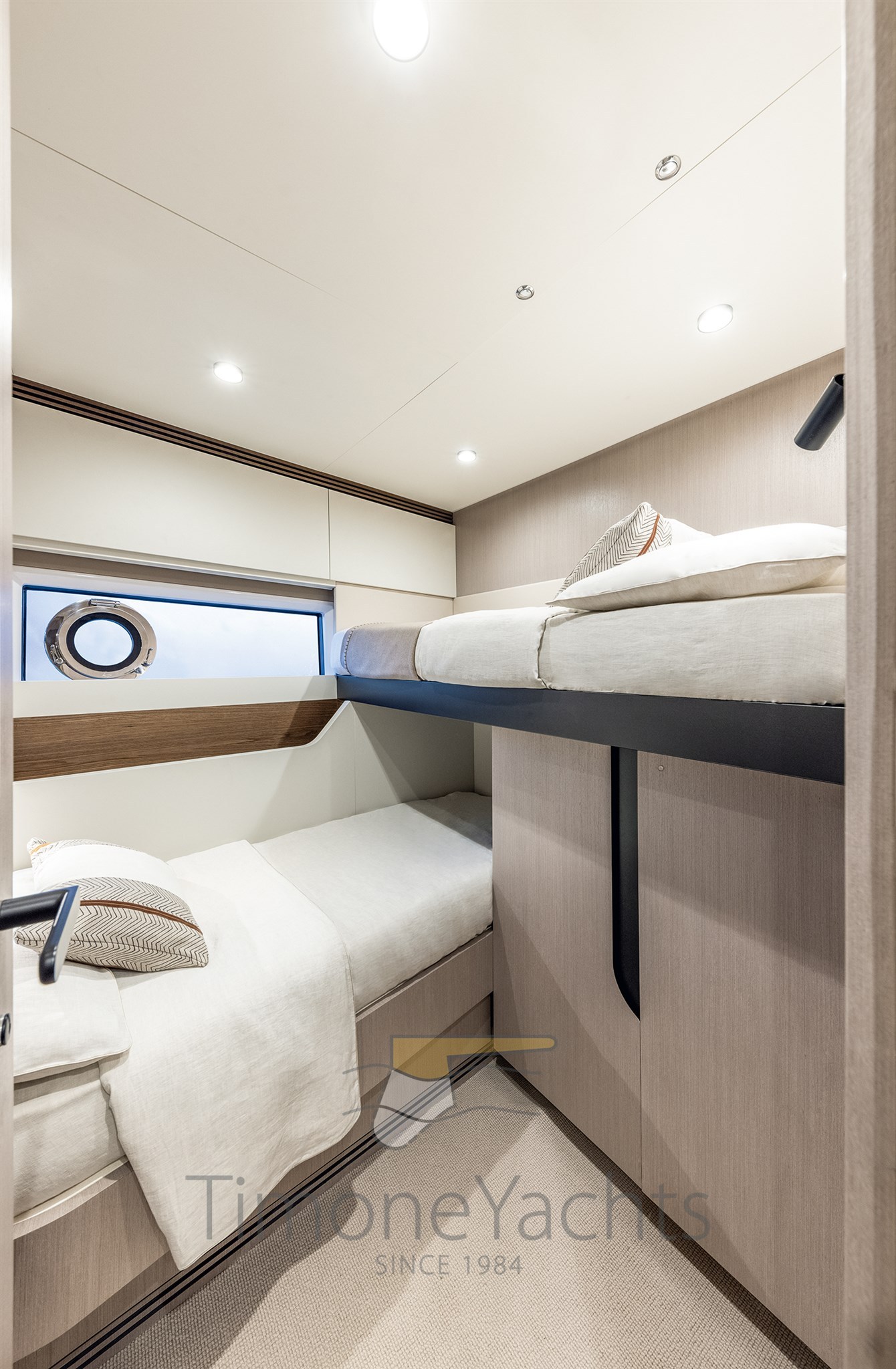 Azimut S7 Cabina Ospiti 2