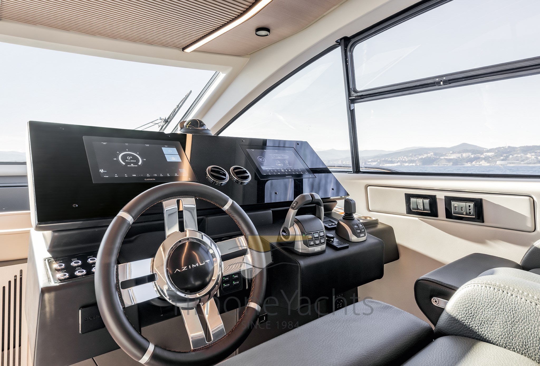 Azimut S7 Postazione Comando
