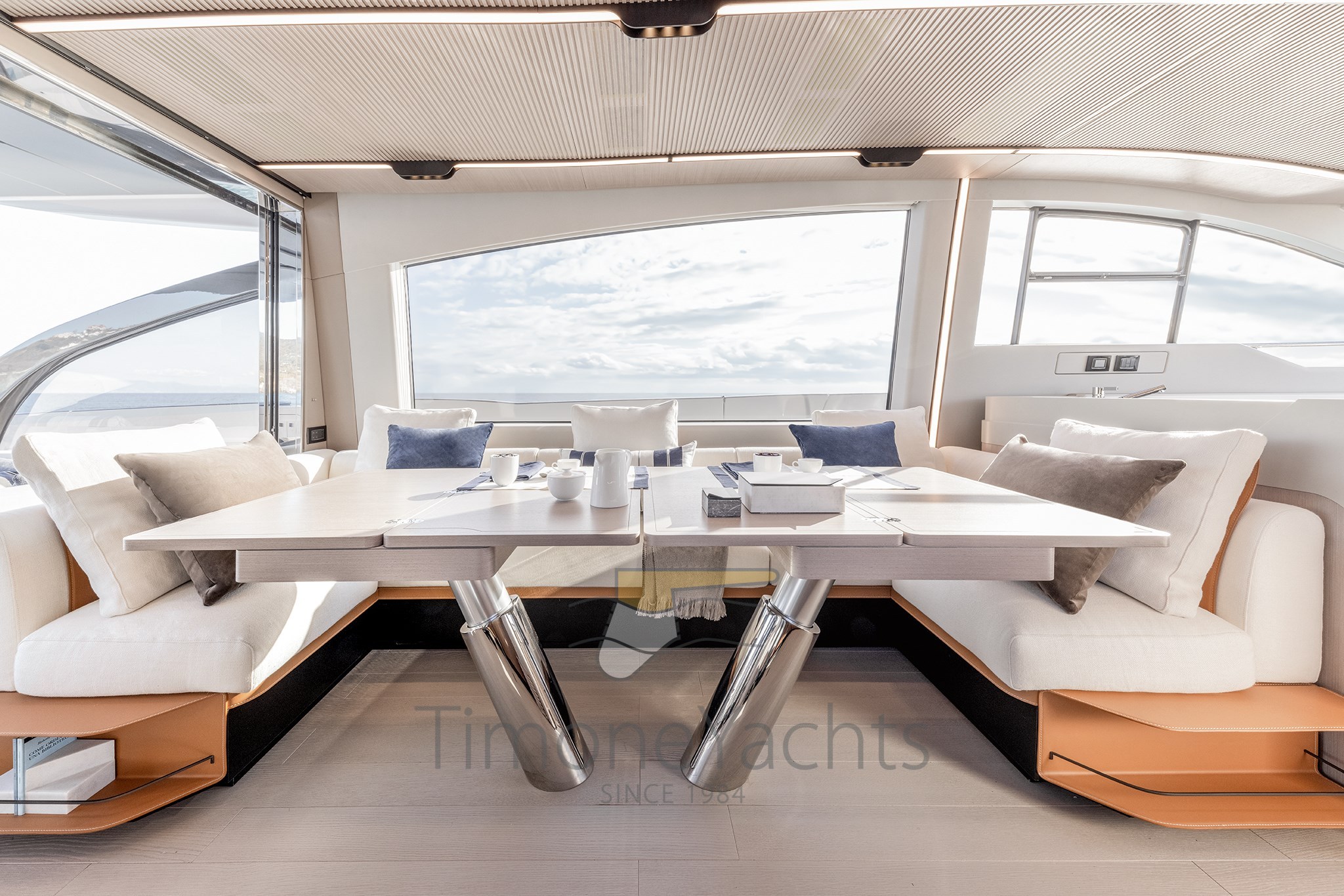 Azimut S7 Salone