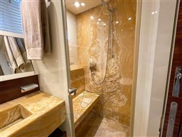 WhatsApp Image 2024-03-04 at 21.49.05 (1).jpeg