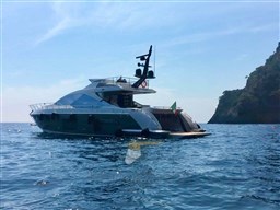 Azimut_S7_2018_003.jpeg