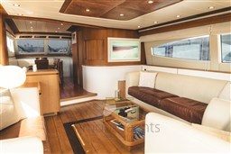 b76a19_9208b74bd0df444c8162101e74e4d4c2~mv2.jpg