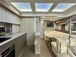 Cranchi 60 ST - Dinette