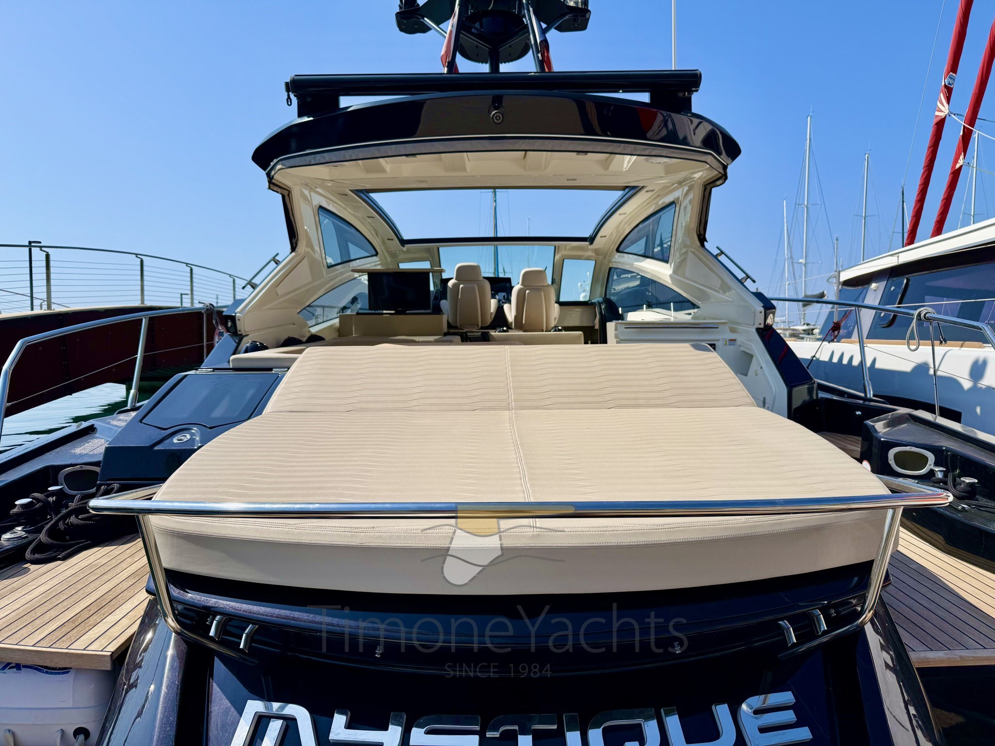 Cranchi 60 ST - Sunpad