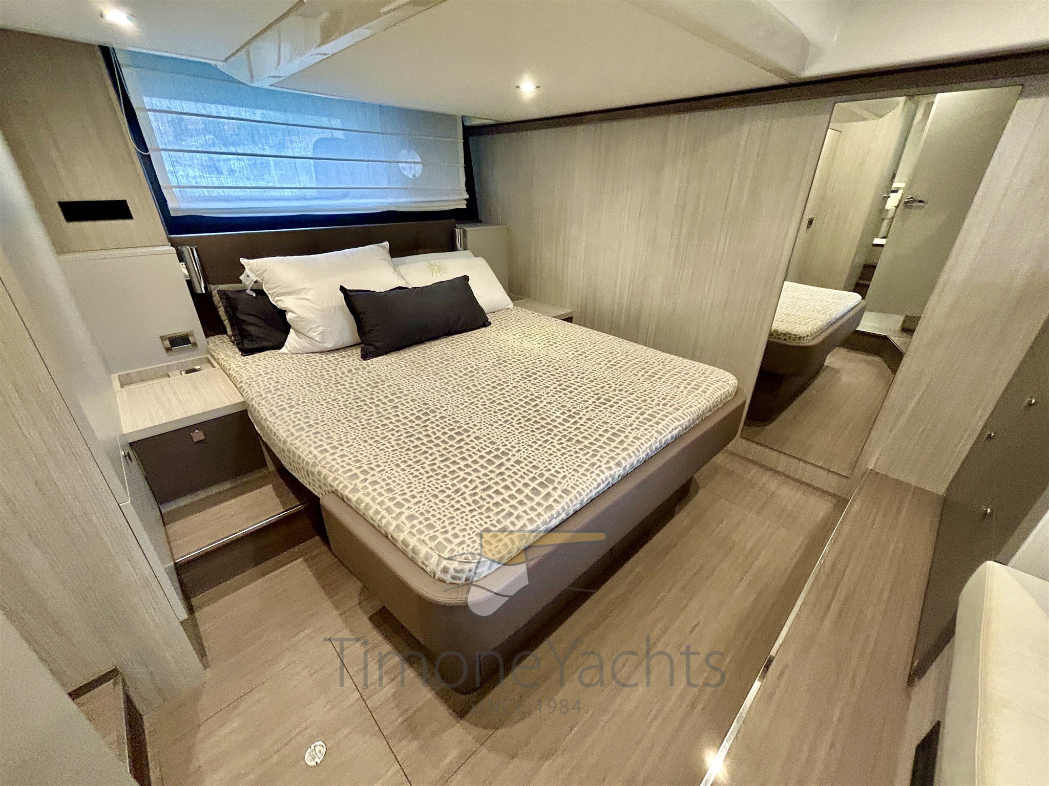 Cranchi 60 ST - Master cabin