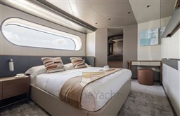 M30M Port Side VIP Cabin_Low Res.jpg