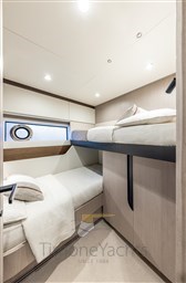 Azimut S7 Cabina Ospiti 2