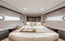 Azimut S7 Cabina VIP