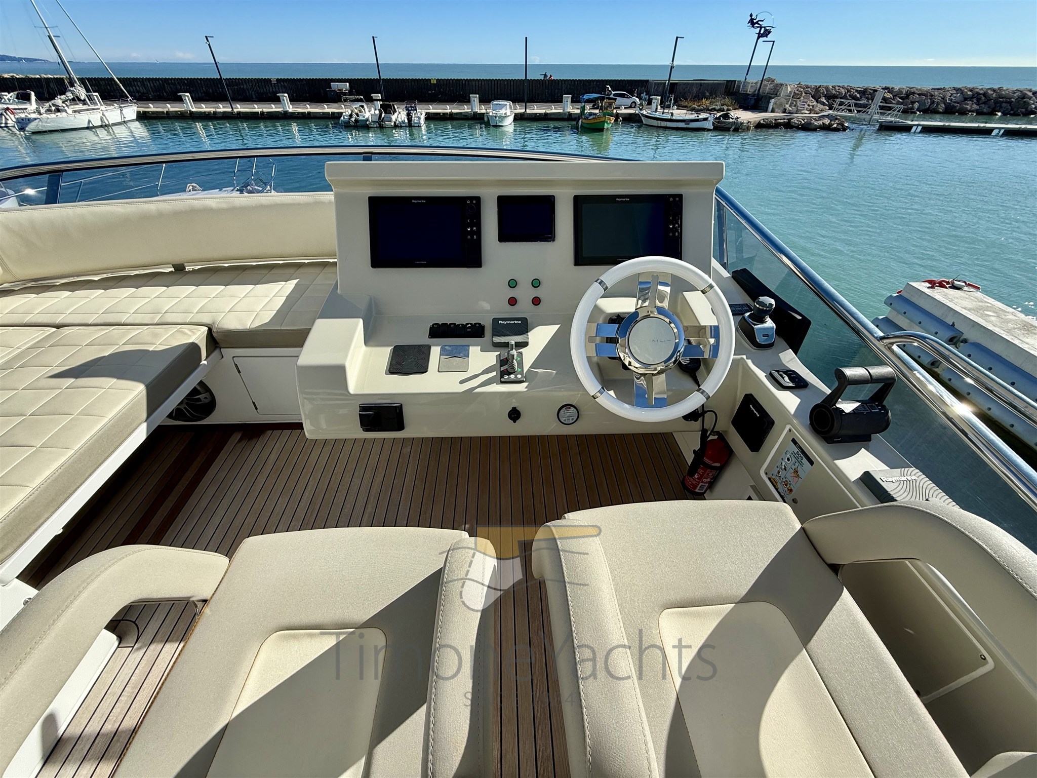 Azimut 66 Fly