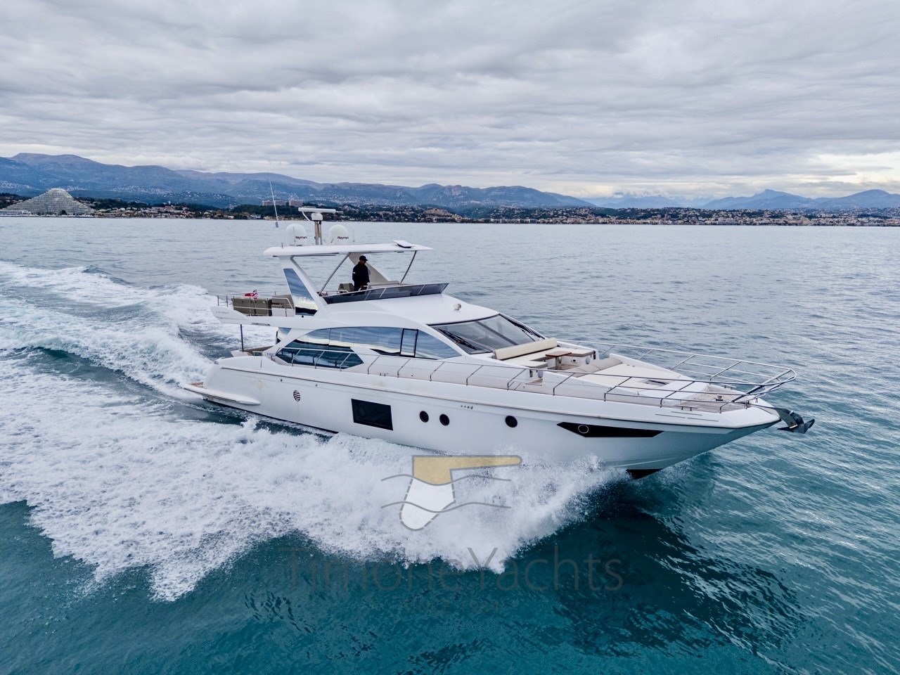 Azimut 66 2019