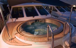 Pacific Shipyard Antema 200 Jacuzzi
