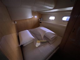 RAFFAELLI STORM S 90 - INTERNI CABINA VIP MATRIMONIALE