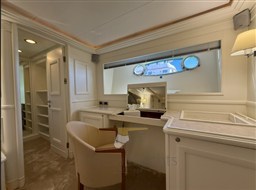 Custom Line Navetta 30 (2003)