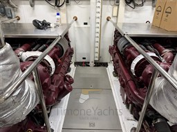 Custom Line Navetta 30 (2003) Timone Yachts