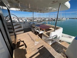 Azimut Magellano 66