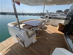 Azimut Magellano 66