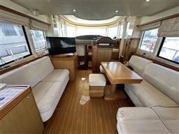 APREAMARE MAESTRO 51 SALONE