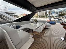 Azimut Grande 27 M - Fly