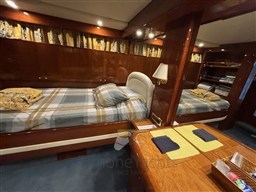 Vizianello VZ 18 (2000) Timone Yachts