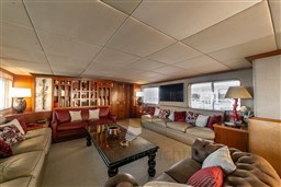 e91de1b0-f141-11eb-b922-b14f991b6047-EMERA-Superyacht-for-sale-charter-11.jpg