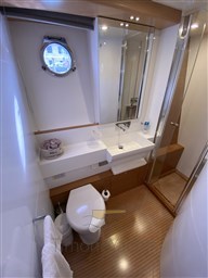 guest, amidship STBD side