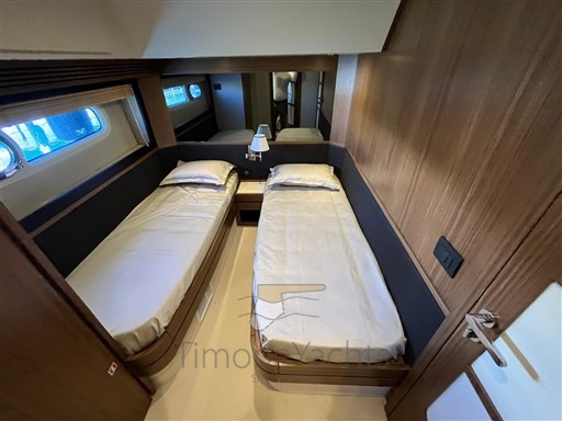 Azimut Magellano 66 Timone Yachts