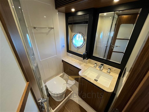 Azimut Magellano 66 Timone Yachts