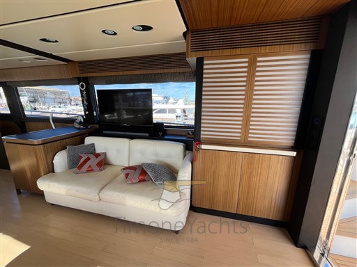 Azimut Magellano 66 Timone Yachts