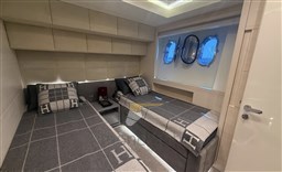 AB Yachts AB 100 (2016)